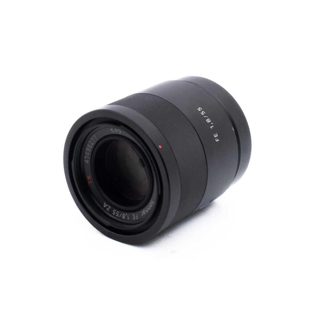 Sony 55mm f18 ZA-2-3 Sony FE Sonnar T* 55mm f/1.8 ZA (sis. ALV 25,5%) - Käytetty