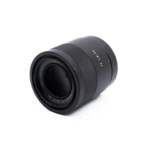 Sony 55mm f18 ZA-2-3 Sony FE Sonnar T* 55mm f/1.8 ZA (sis. ALV 25,5%) - Käytetty