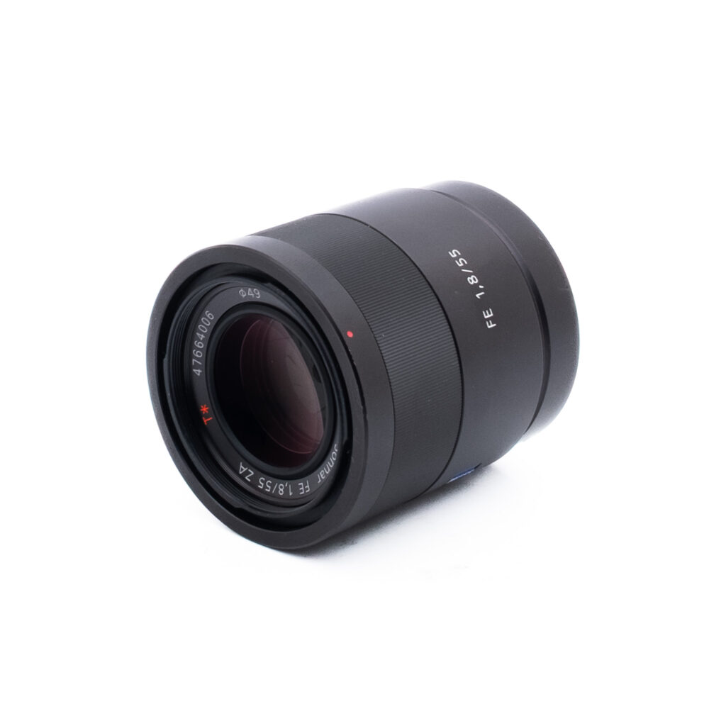 Sony 55mm f18 ZA-2-4 Sony FE Sonnar T* 55mm f/1.8 ZA (sis. ALV 25,5%) - Käytetty