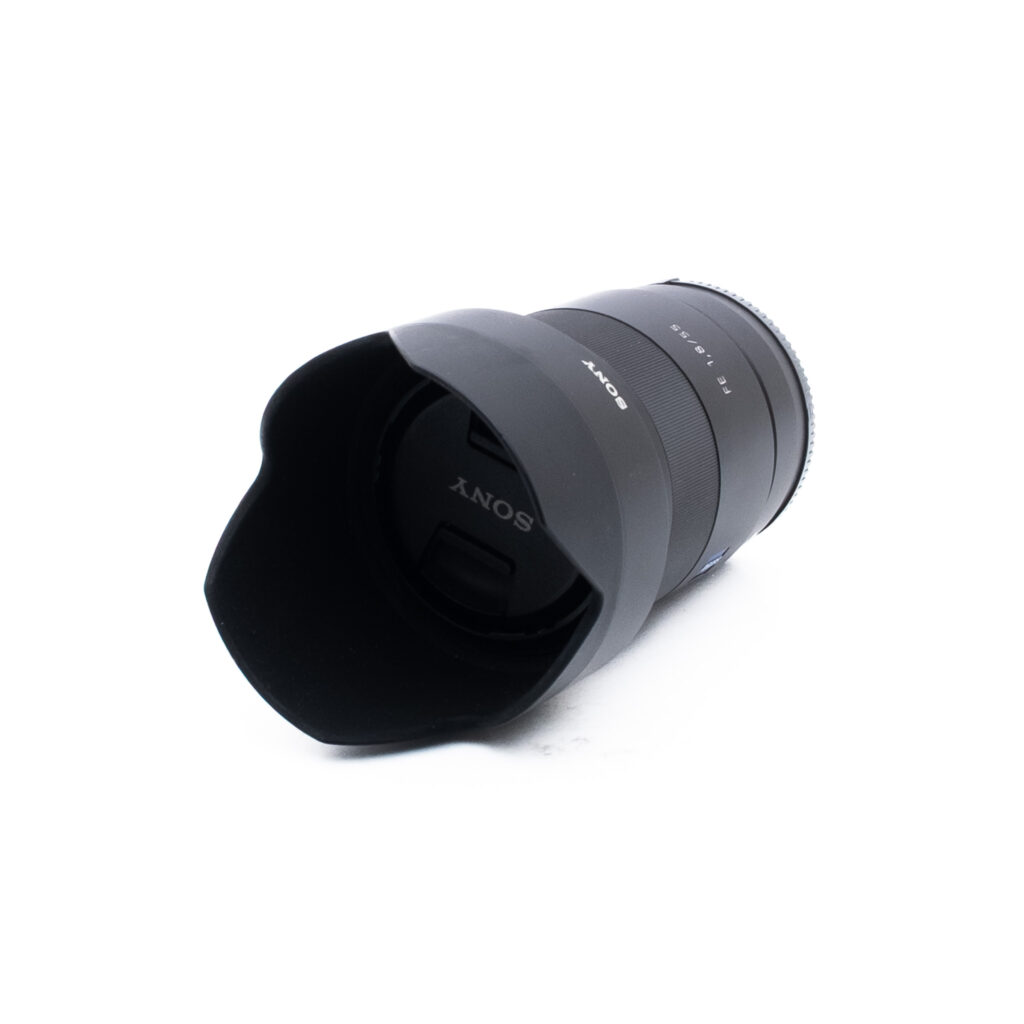 Sony 55mm f18 ZA-3-2 Sony FE Sonnar T* 55mm f/1.8 ZA - Käytetty