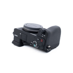 Sony A6700 (SC 2500, Kunto K5, Takuu 12kk) - Käytetty
