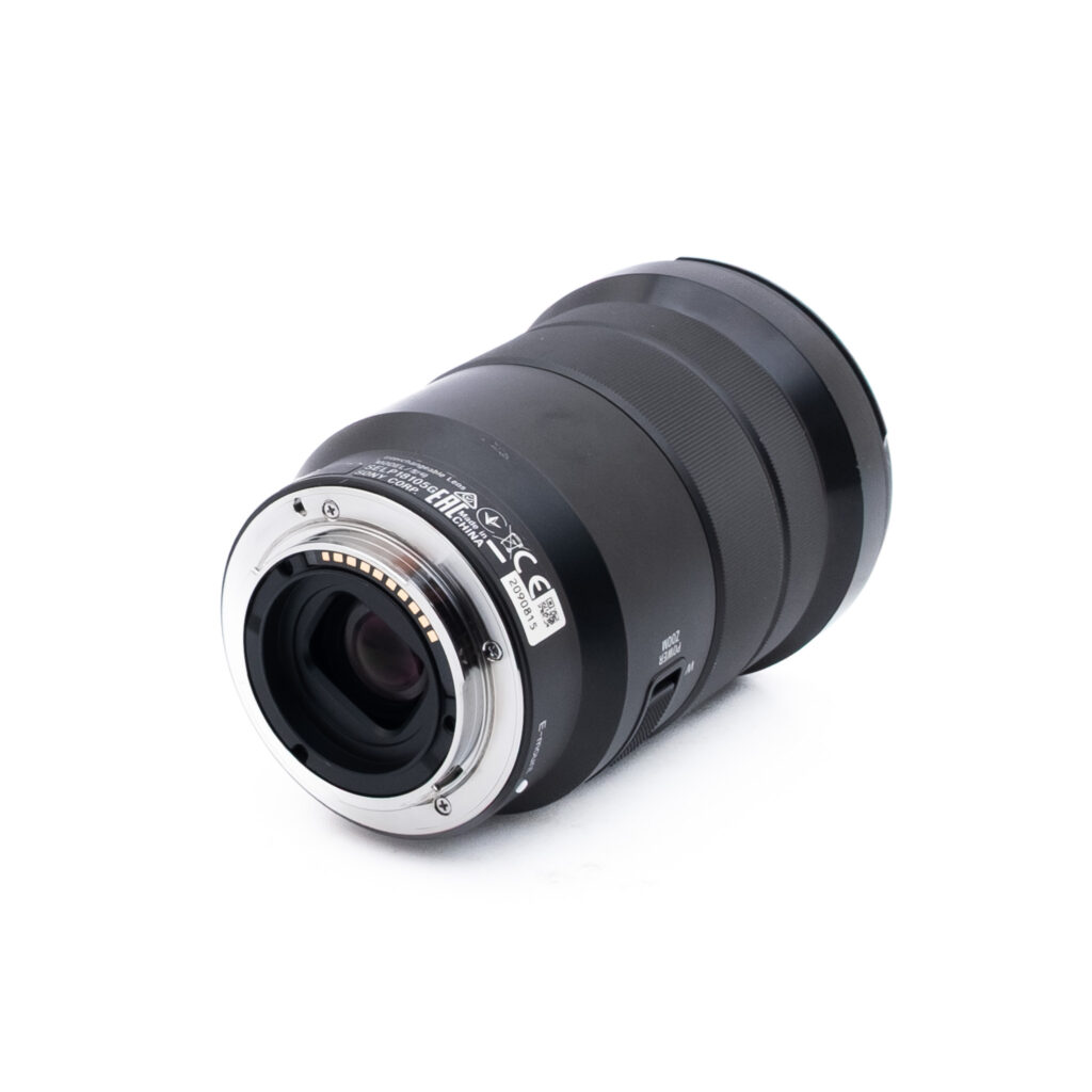 Sony E PZ 18-105mm f/4 G OSS - Käytetty