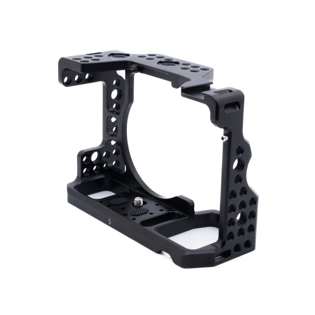 Sony häkki-1 SmallRig 2087 Cage for Sony A7III / A7RIII - Käytetty