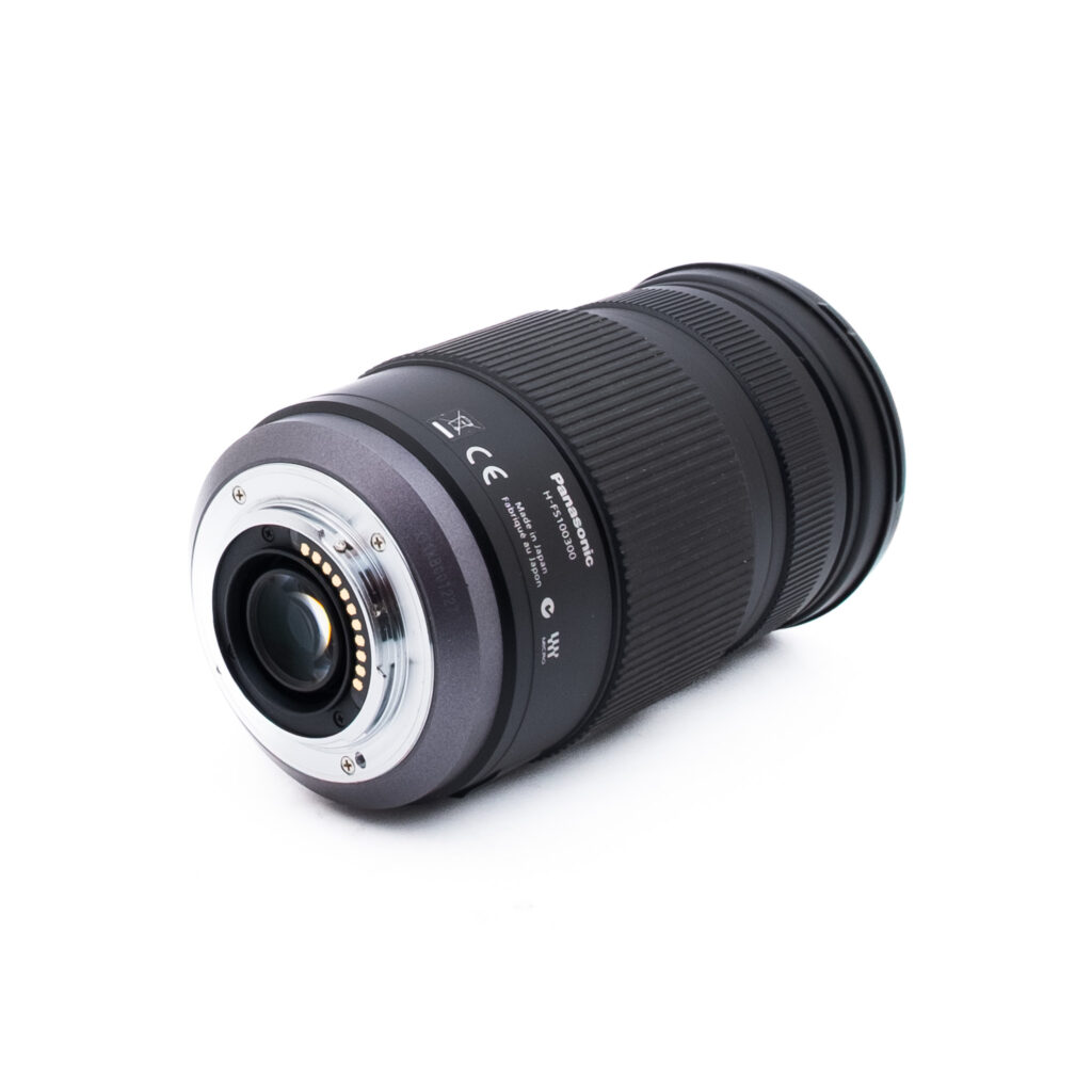 Lumix 100-300mm f4-56 Mega OIS-1 Panasonic Lumix G Vario 100-300mm f/4-5.6 MEGA O.I.S - Käytetty