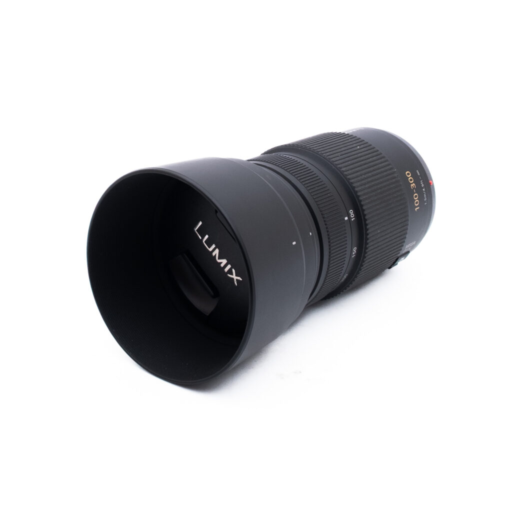 Lumix 100-300mm f4-56 Mega OIS-3 Panasonic Lumix G Vario 100-300mm f/4-5.6 MEGA O.I.S - Käytetty