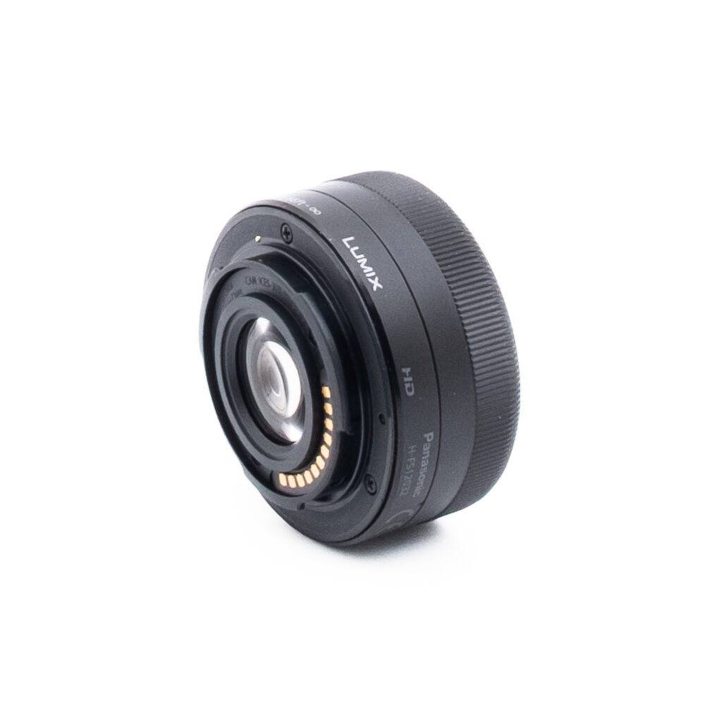 Lumix 12-32mm f35-56 Mega Ois 1163-1 Panasonic Lumix 12-32mm f/3.5-5.6 Mega O.I.S. - Käytetty