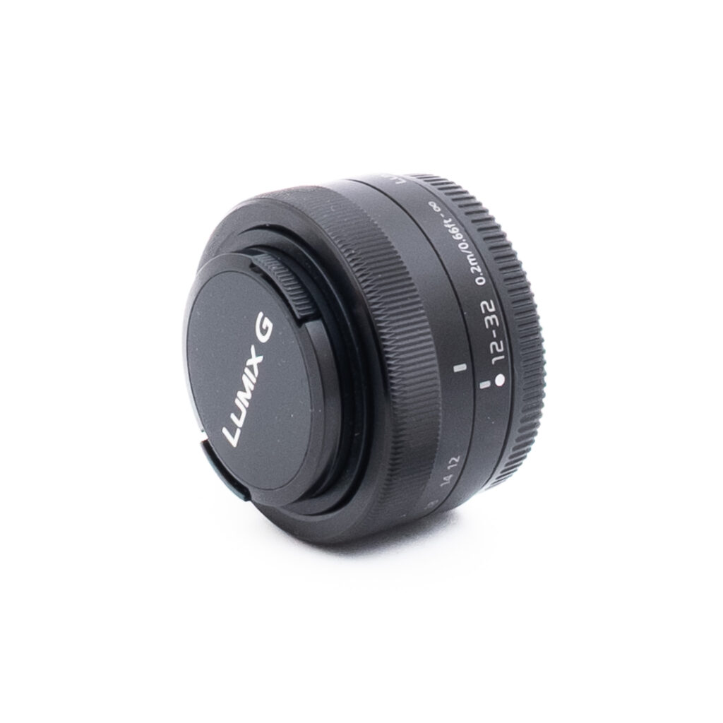 Lumix 12-32mm f35-56 Mega Ois 1163-3 Panasonic Lumix 12-32mm f/3.5-5.6 Mega O.I.S. - Käytetty