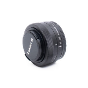 Lumix 12-32mm f35-56 Mega Ois 1163-3 Panasonic Lumix 12-32mm f/3.5-5.6 Mega O.I.S. - Käytetty
