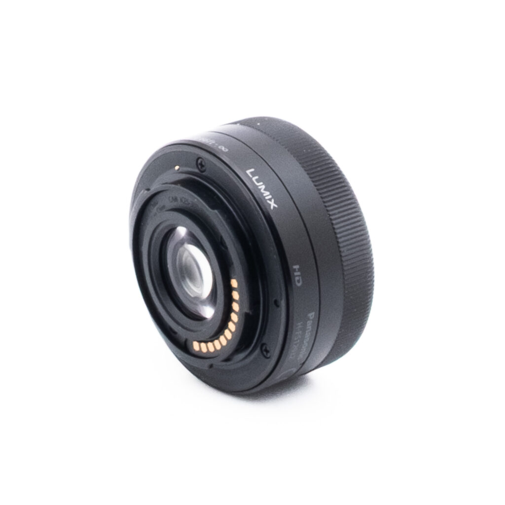 Lumix 12-32mm f35-56 Mega Ois 7306-1 Panasonic Lumix 12-32mm f/3.5-5.6 Mega O.I.S. - Käytetty