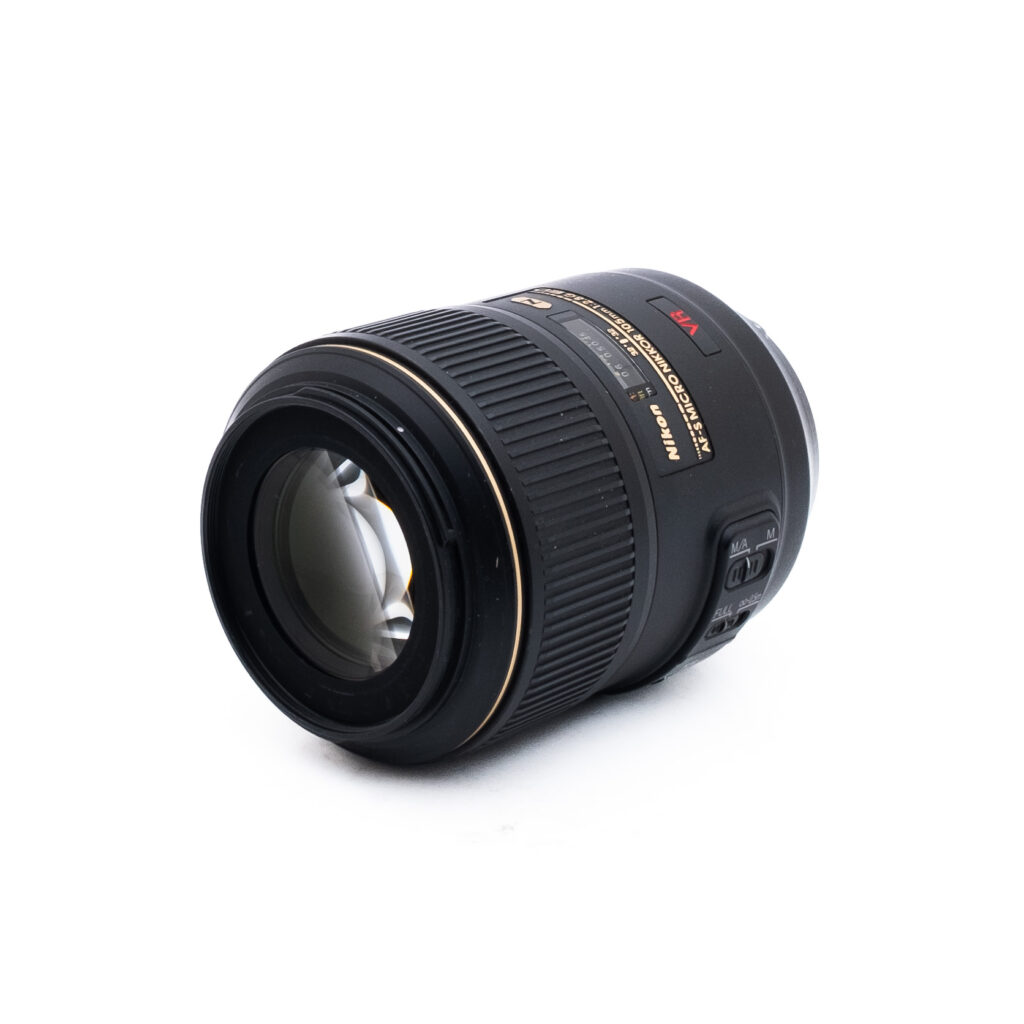 Nikon 105mm f28G ED VR-2 Nikon AF-S Micro-Nikkor 105mm f/2.8G VR ED (Kunto K5, Takuu 6kk) - Käytetty