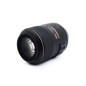 Nikon 105mm f28G ED VR-2 Nikon AF-S Micro-Nikkor 105mm f/2.8G VR ED (Kunto K5, Takuu 6kk) - Käytetty