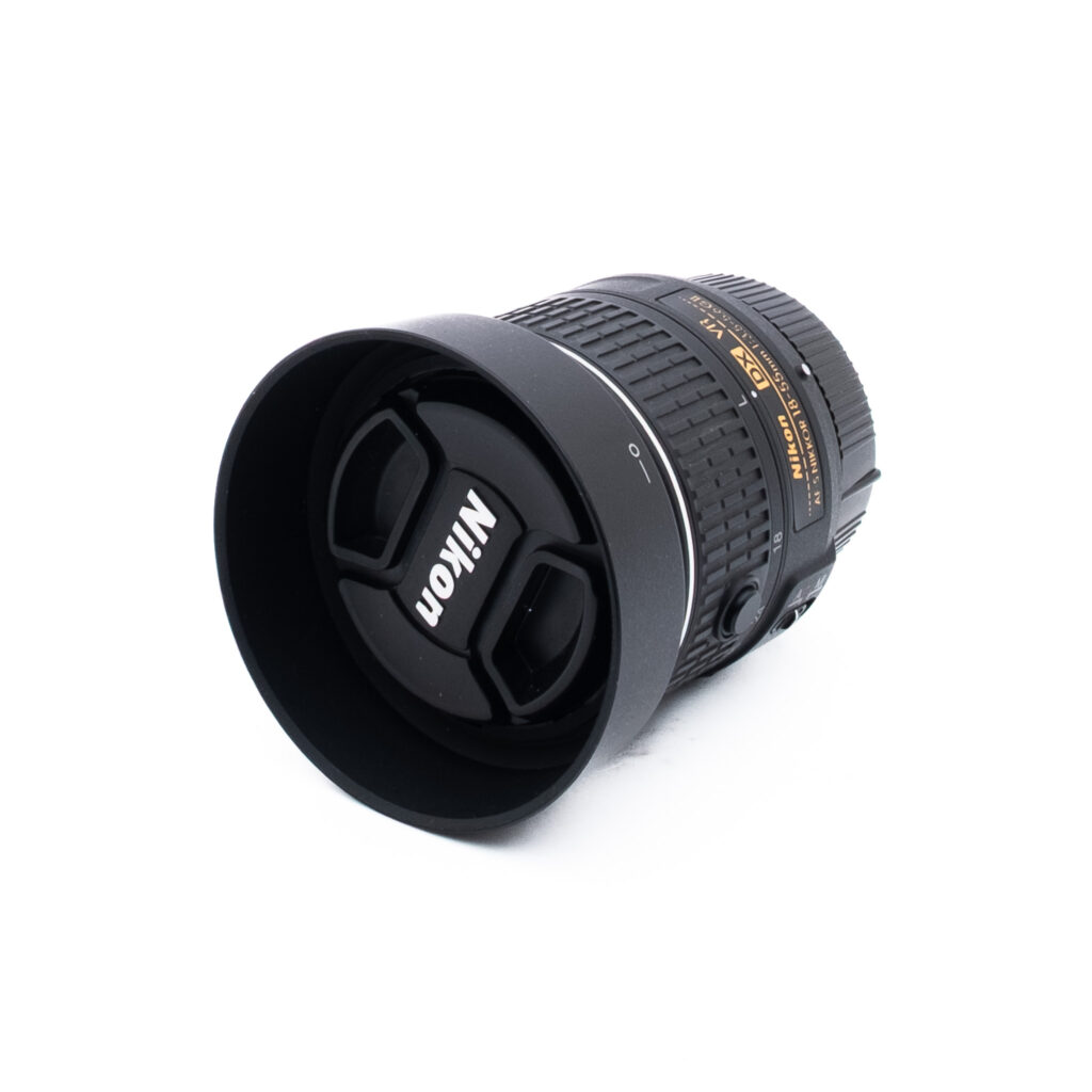 Nikon AF-S Nikkor 18-55mm f/3.5-5.6 G VR II DX (Kunto K5) - Käytetty