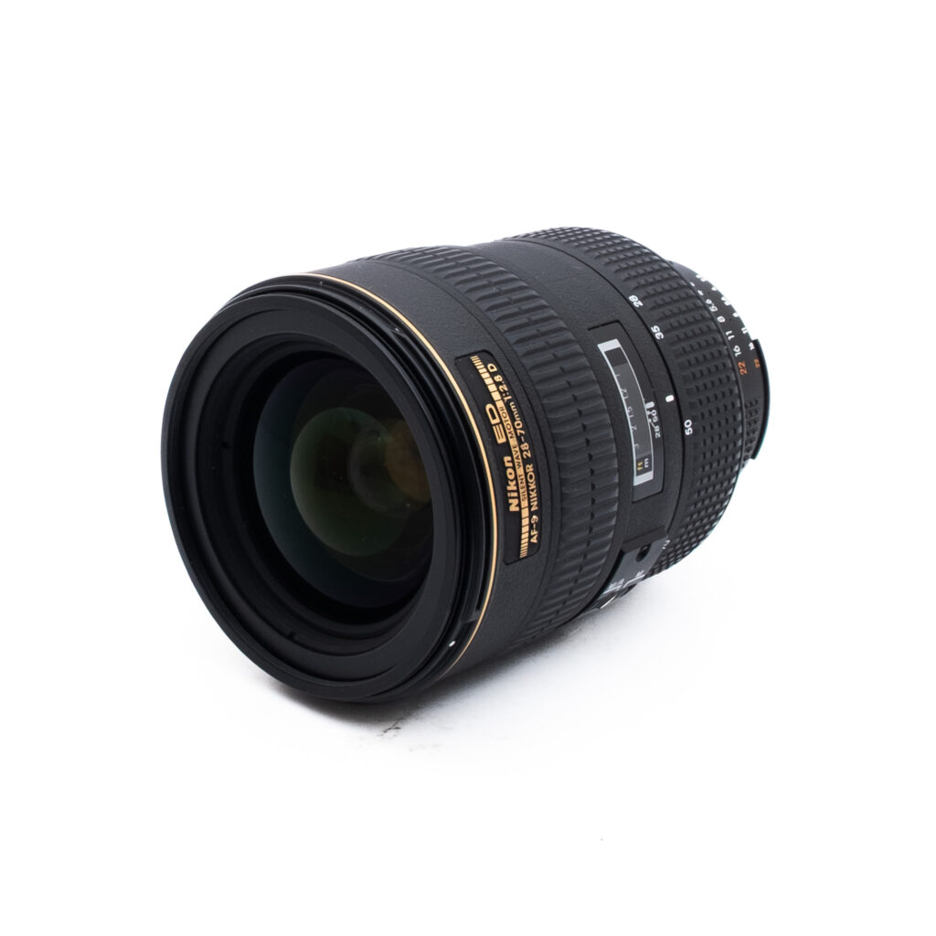 Nikon 28-70mm f28D ED-2 Nikon AF-S Nikkor 28-70mm f/2.8 D ED - Käytetty