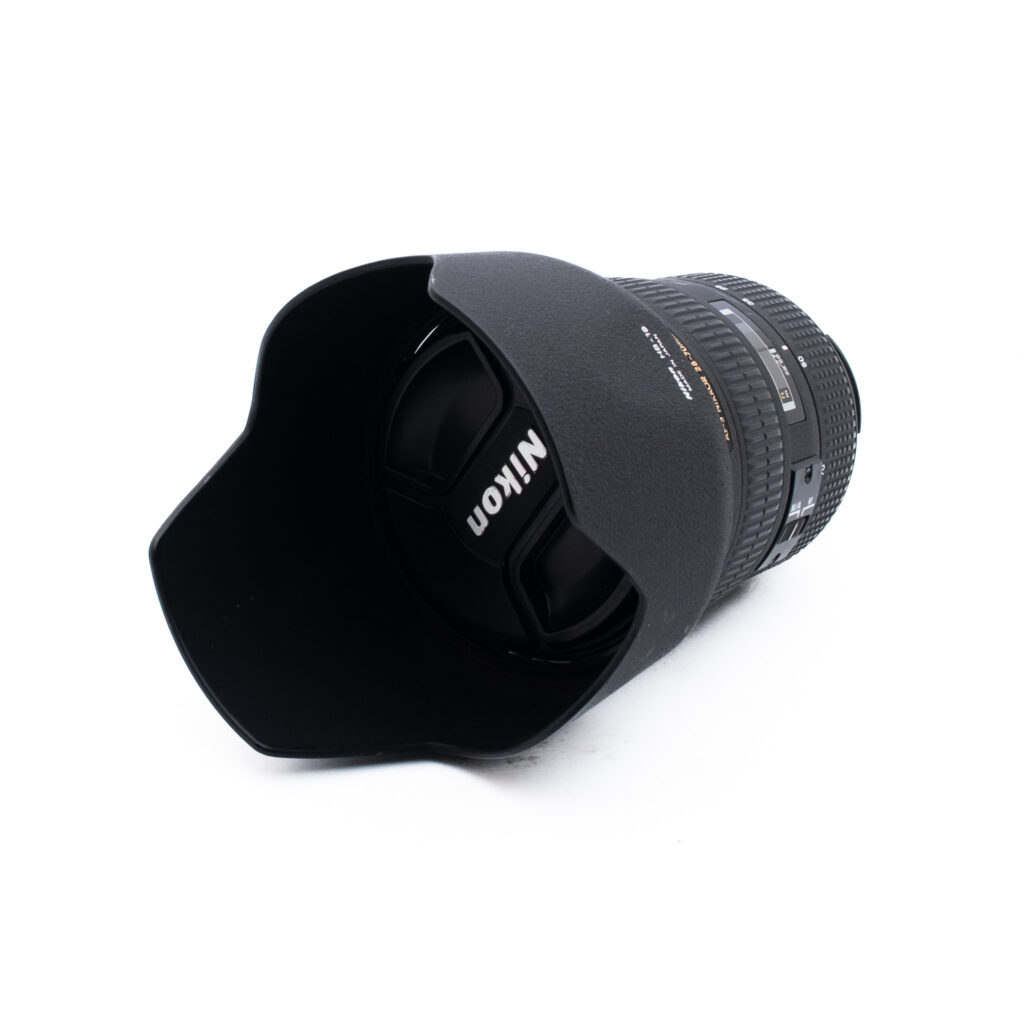 Nikon 28-70mm f28D ED-3 Nikon AF-S Nikkor 28-70mm f/2.8 D ED - Käytetty