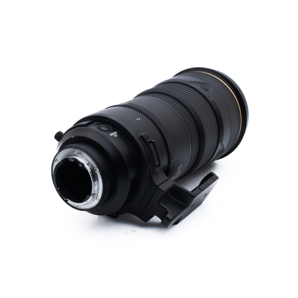 Nikon 300mm f28G ED VR-2 Nikon AF-S Nikkor 300mm f/2.8G ED VR - Käytetty