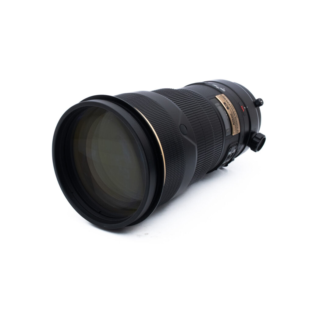 Nikon 300mm f28G ED VR-3 Nikon AF-S Nikkor 300mm f/2.8G ED VR - Käytetty