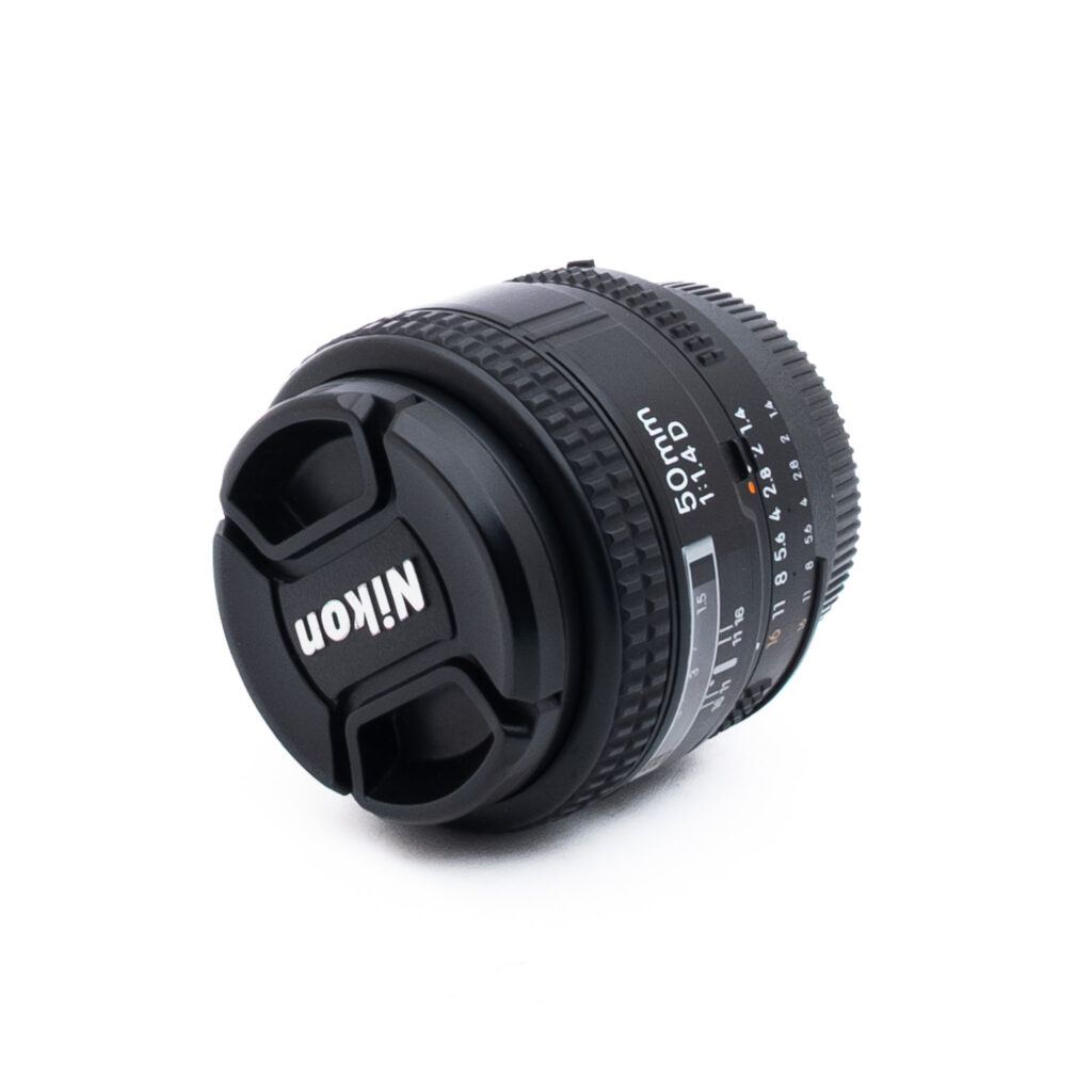 Nikon 50mm f14D-3 Nikon AF Nikkor 50mm f/1.4 D - Käytetty