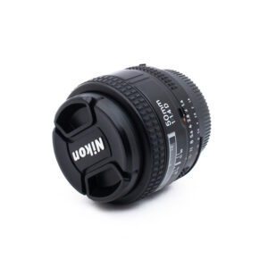 Nikon 50mm f14D-3 Nikon AF Nikkor 50mm f/1.4 D - Käytetty