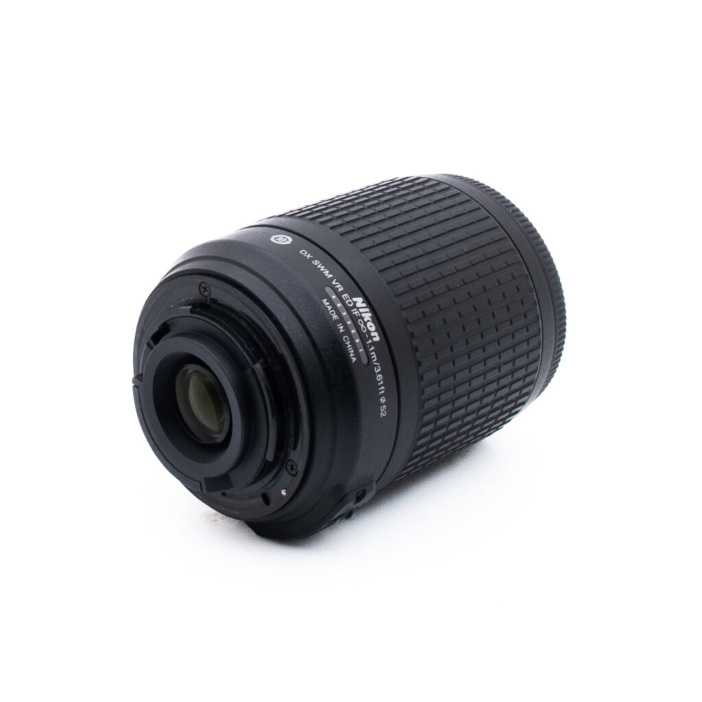 Nikon 55-200mm f4-56G ED DX VR-1 Nikon AF-S Nikkor DX 55-200mm f/4-5.6 G ED VR - Käytetty