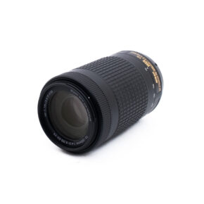 Nikon 70-300mm f45-63 G ED DX VR-2 Nikon AF-P Nikkor 70-300mm f/4.5-6.3G ED DX VR - Käytetty
