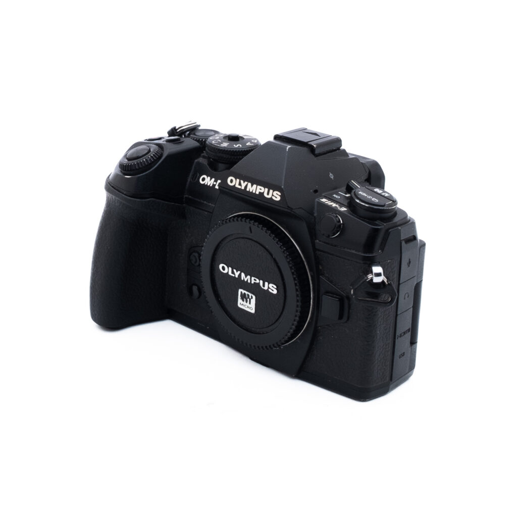Olympus E-M5 II 7851-5 Olympus OM-D E-M1 Mark II - Käytetty