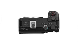 R6 V Top Canon EOS R6 V -järjestelmäkamera