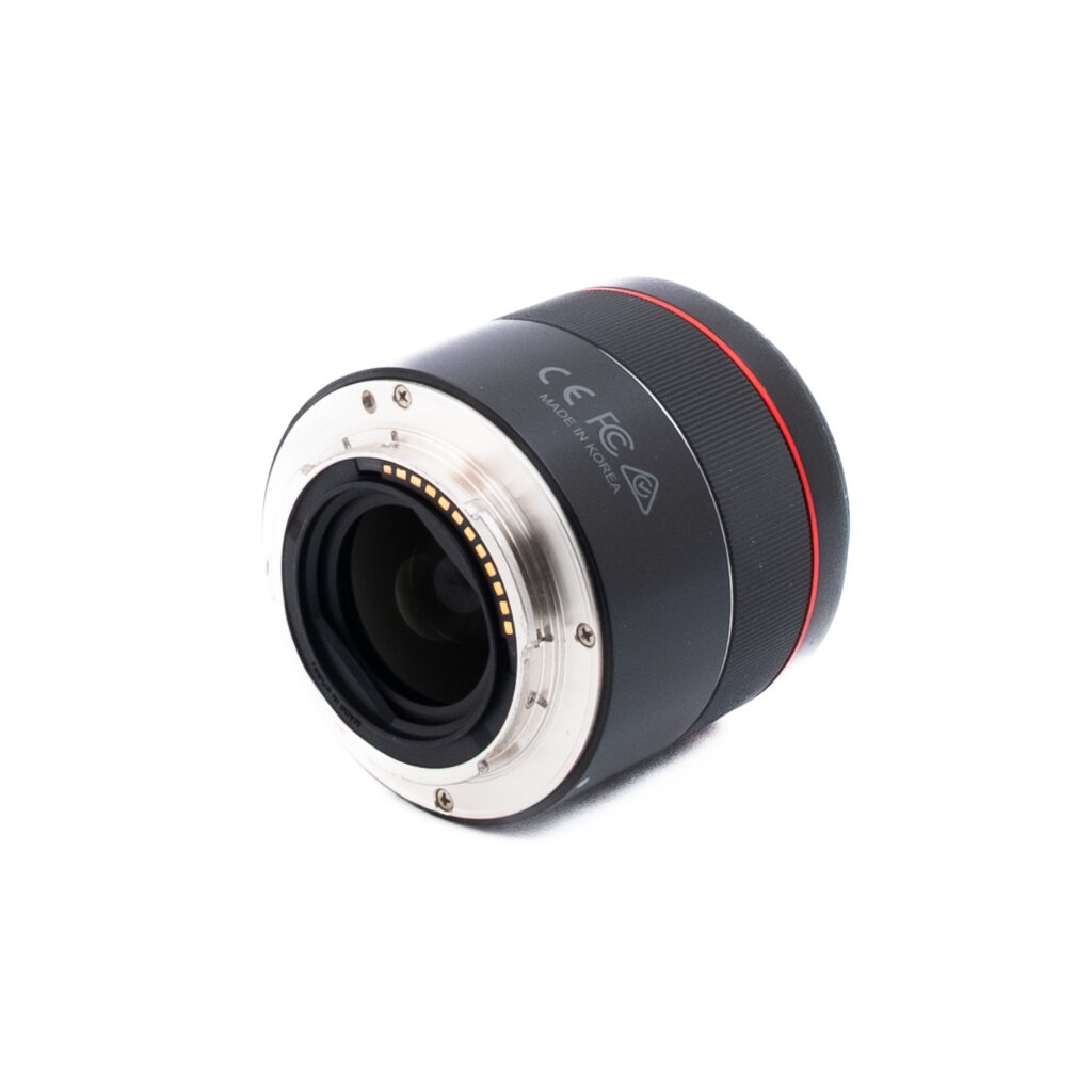 Samyang 45mm f18 FE-2 Samyang AF 45mm f/1.8 Sony FE - Käytetty