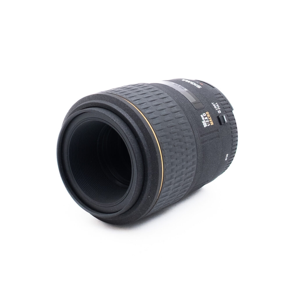 Sigma 105mm f28 D Nikon-2 Sigma 105mm f/2.8 D Macro EX Nikon F - Käytetty