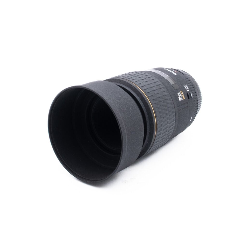 Sigma 105mm f28 D Nikon-3 Sigma 105mm f/2.8 D Macro EX Nikon F - Käytetty