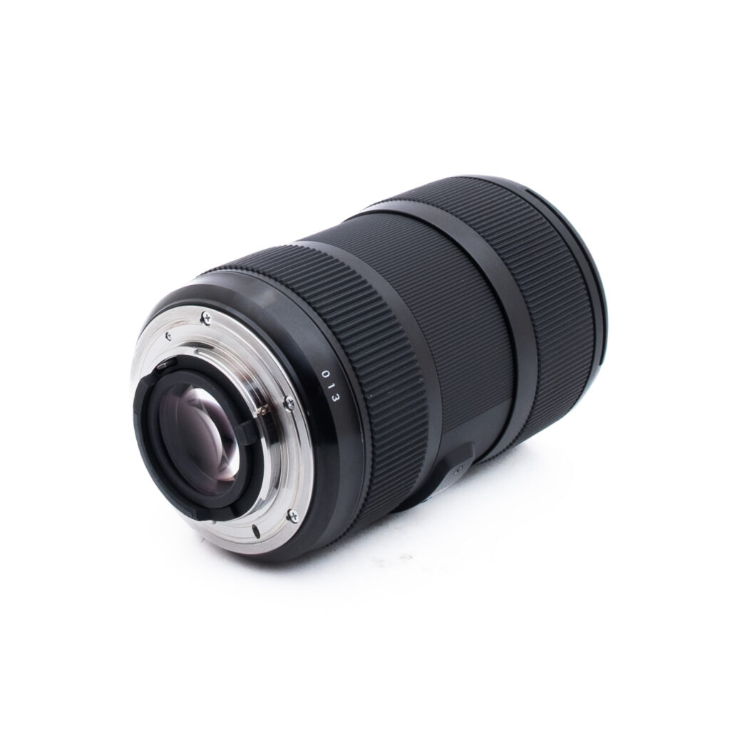 Sigma 18-35mm f18 DC Nikon-1-2 Sigma 18-35mm f/1.8 Art DC HSM Nikon F DX - Käytetty