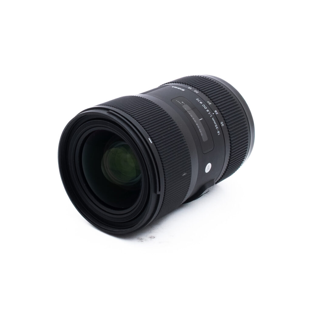 Sigma 18-35mm f18 DC Nikon-2-2 Sigma 18-35mm f/1.8 Art DC HSM Nikon F DX - Käytetty