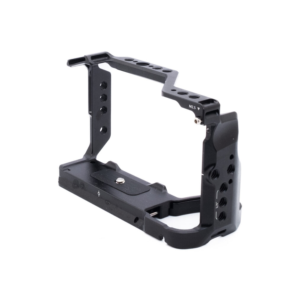 SmallRig 4336 Cage Kit for Sony Alpha 6700 - Käytetty