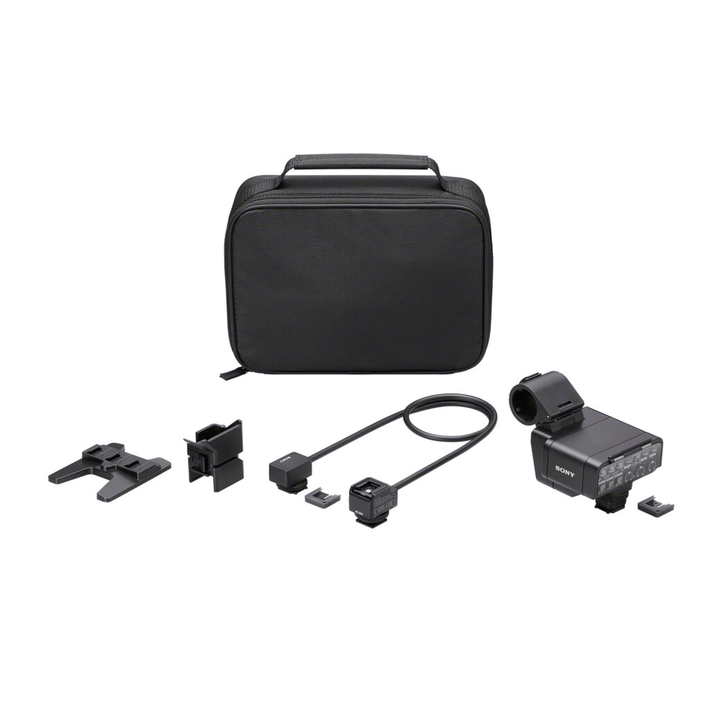 SonyXLR4 Sony XLR-A4 XLR Adapteri