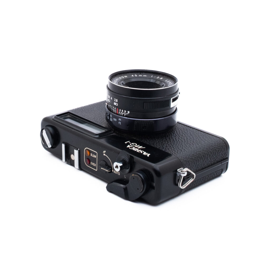 Yashica MG-1-3 Yashica MG-1 -filmikamera - Käytetty