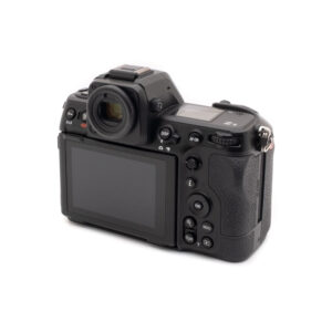 Nikon Z8 (Kunto K5, Takuu 12kk) - Käytetty
