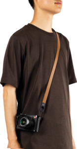 800q-02_134518 Peak Design Form Leather Camera Strap Standard Tan -kamerahihna
