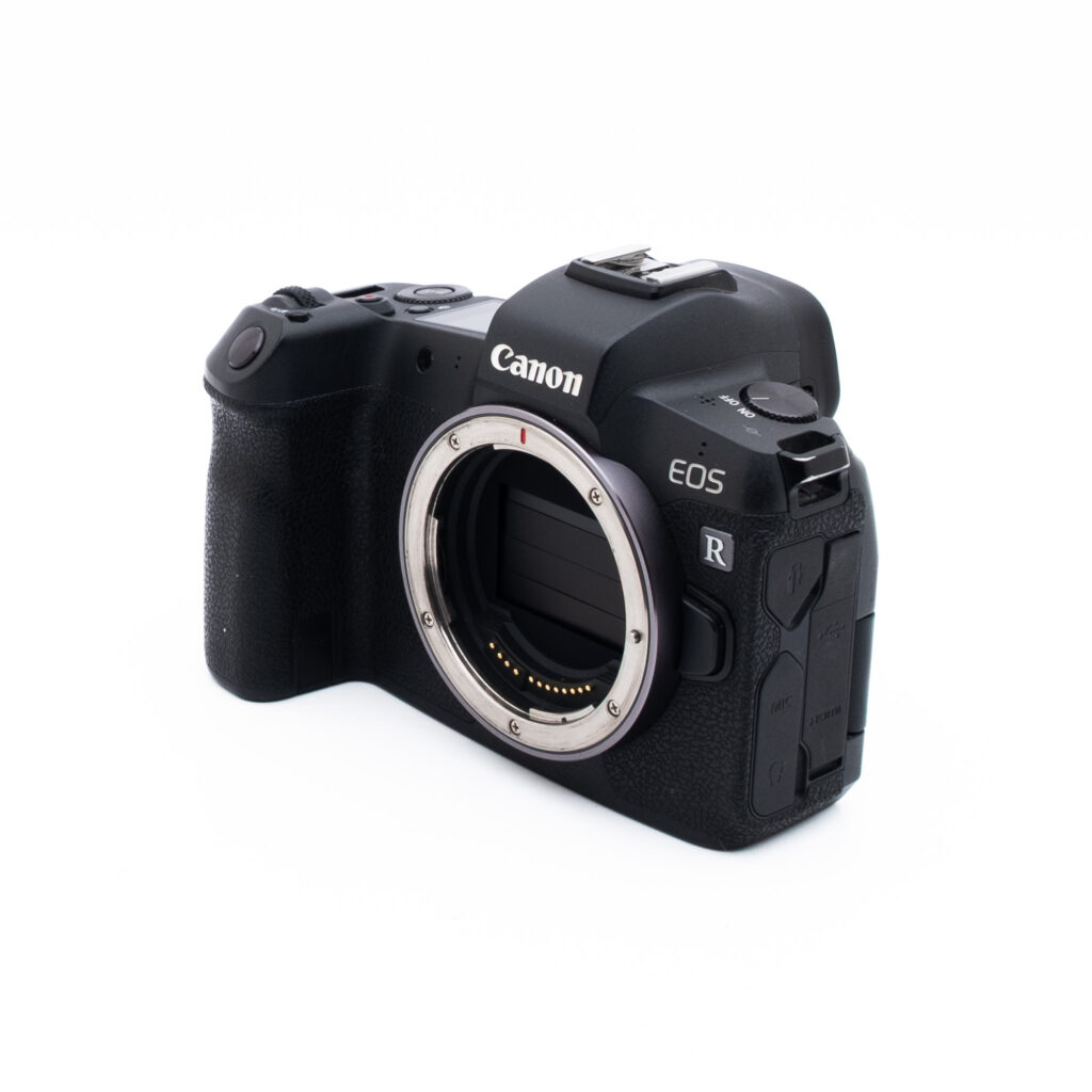 Canon Eos R 3998-4 Canon EOS R - Käytetty