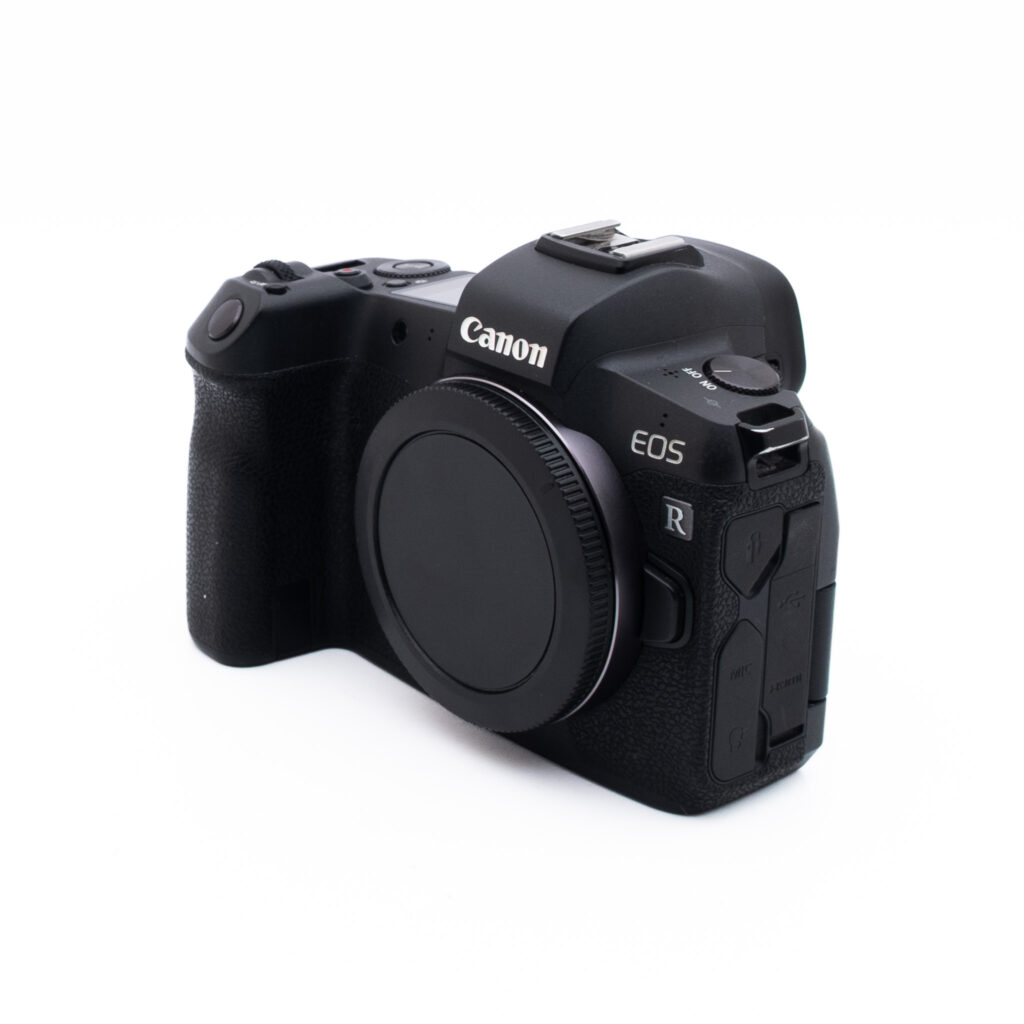 Canon Eos R 3998-5 Canon EOS R - Käytetty