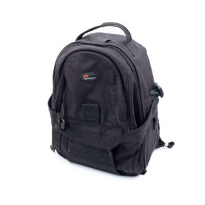 Lowepro-reppu-1 Lowepro Mini Trekker AW reppu - Käytetty