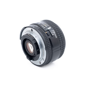 Nikkor-AF-28mm-f2.8-3 Nikon AF Nikkor 28mm f/2.8 D - Käytetty