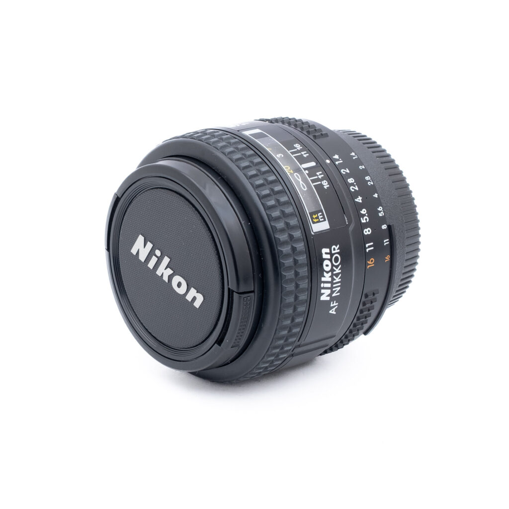 Nikon AF Nikkor 50mm f/1.4 D - Käytetty