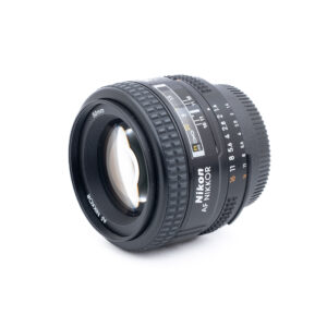 Nikon AF Nikkor 50mm f/1.4 D - Käytetty