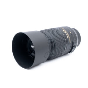 Nikkor-DX-55-300mm-f4.5-5.6-VR-1 Nikon AF-S Nikkor 55-300mm f/4.5-5.6 G VR ED DX - Käytetty