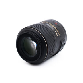 Nikon 105mm f28G ED VR-2-3 Nikon AF-S Micro-Nikkor 105mm f/2.8G VR ED - Käytetty