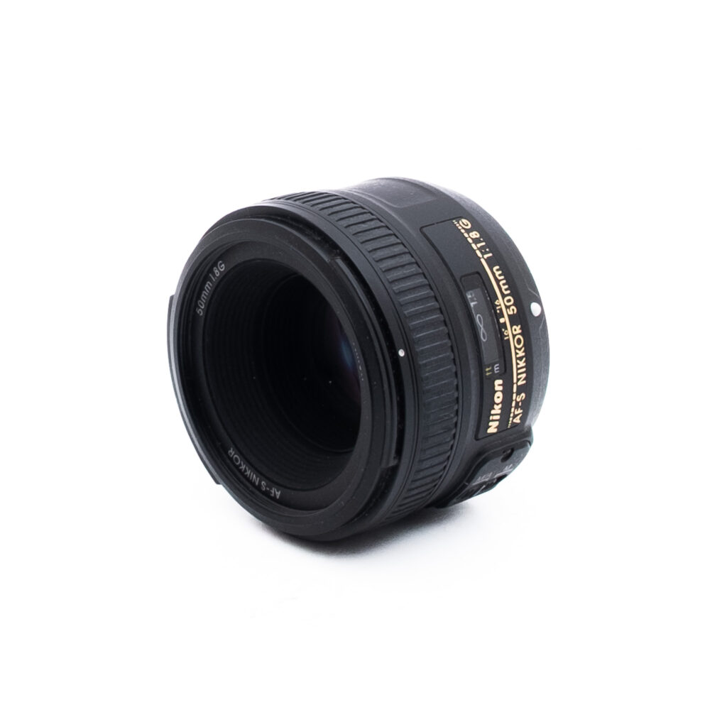 Nikon 50mm f18 G-2-2 Nikon AF-S Nikkor 50mm f/1.8 G - Käytetty