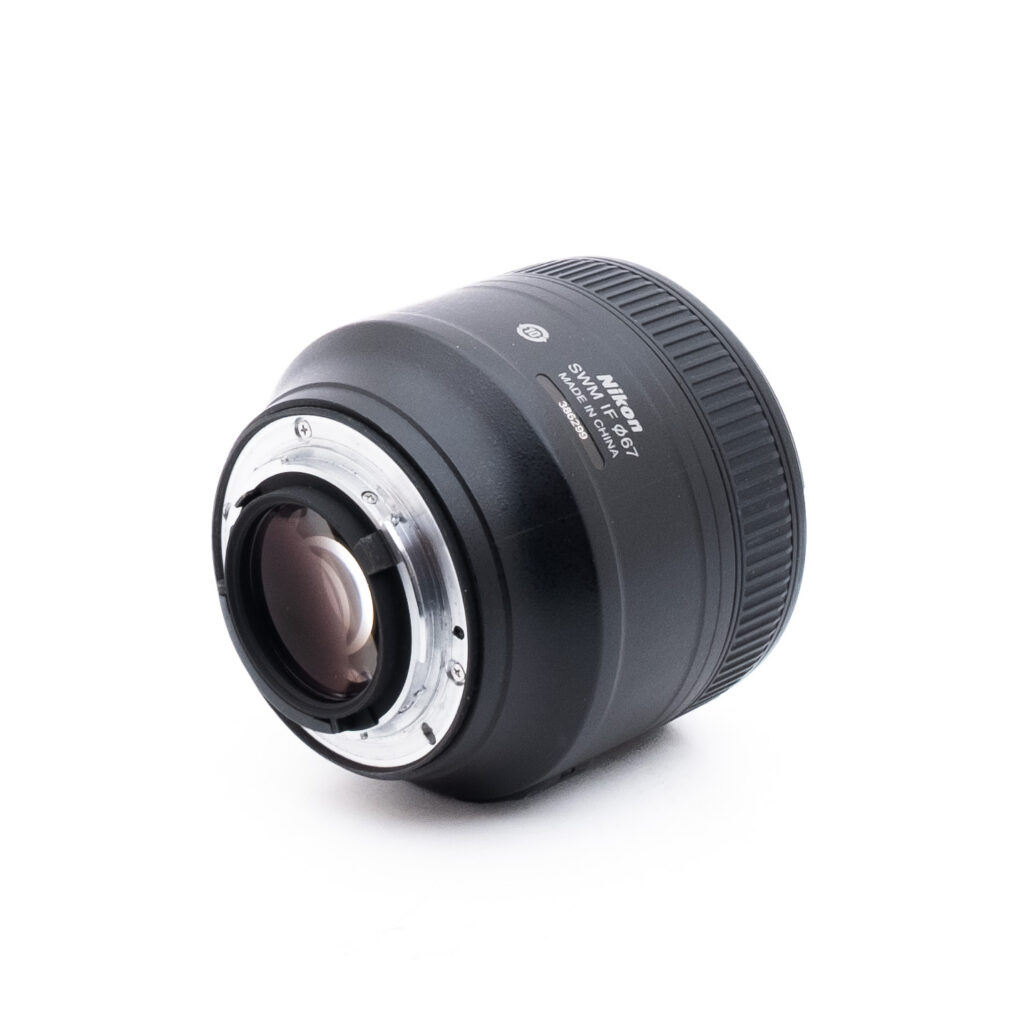 Nikon 85mm f18 G-1 Nikon AF-S Nikkor 85mm f/1.8 G - Käytetty