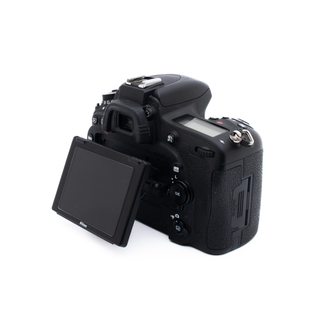 Nikon D750 - Käytetty