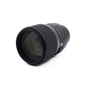 Sigma 135mm f18 DG FE-2 Sigma Art 135mm f/1.8 DG Sony FE - Käytetty