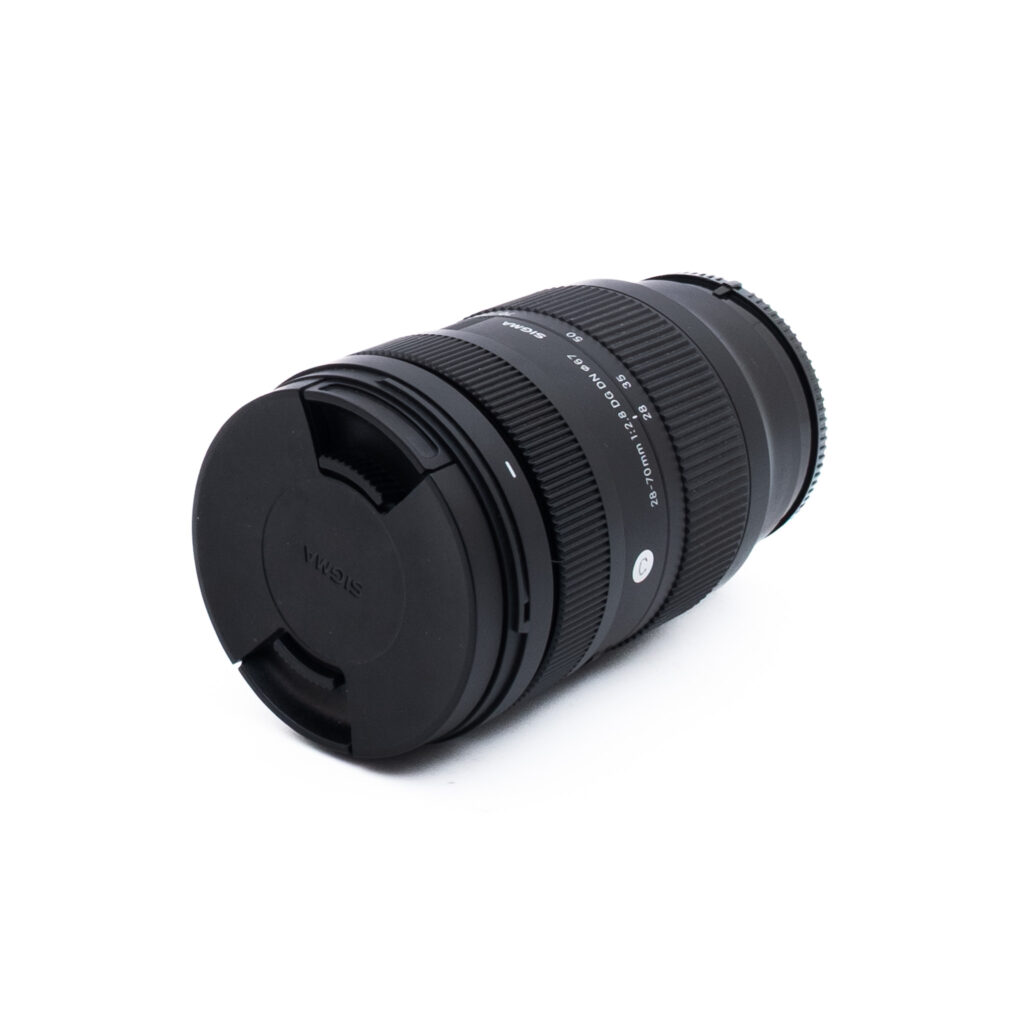 Sigma 28-70mm f28 DG DN Sony-3 Sigma 28-70mm f/2.8 DG DN C Sony FE - Käytetty