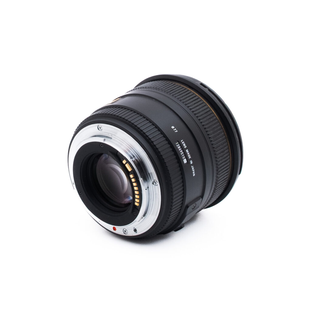 Sigma 50mm f14 DG HSM EX Canon Sigma 50mm f/1.4 EX DG HSM Canon EF - Käytetty
